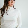 Tops madaboutstyle | Relaxed Cream Turtleneck