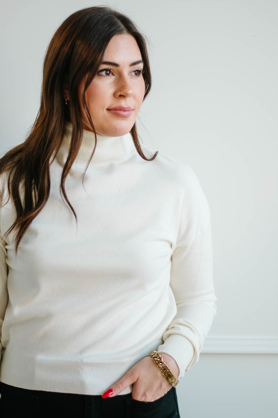 Tops madaboutstyle | Relaxed Cream Turtleneck