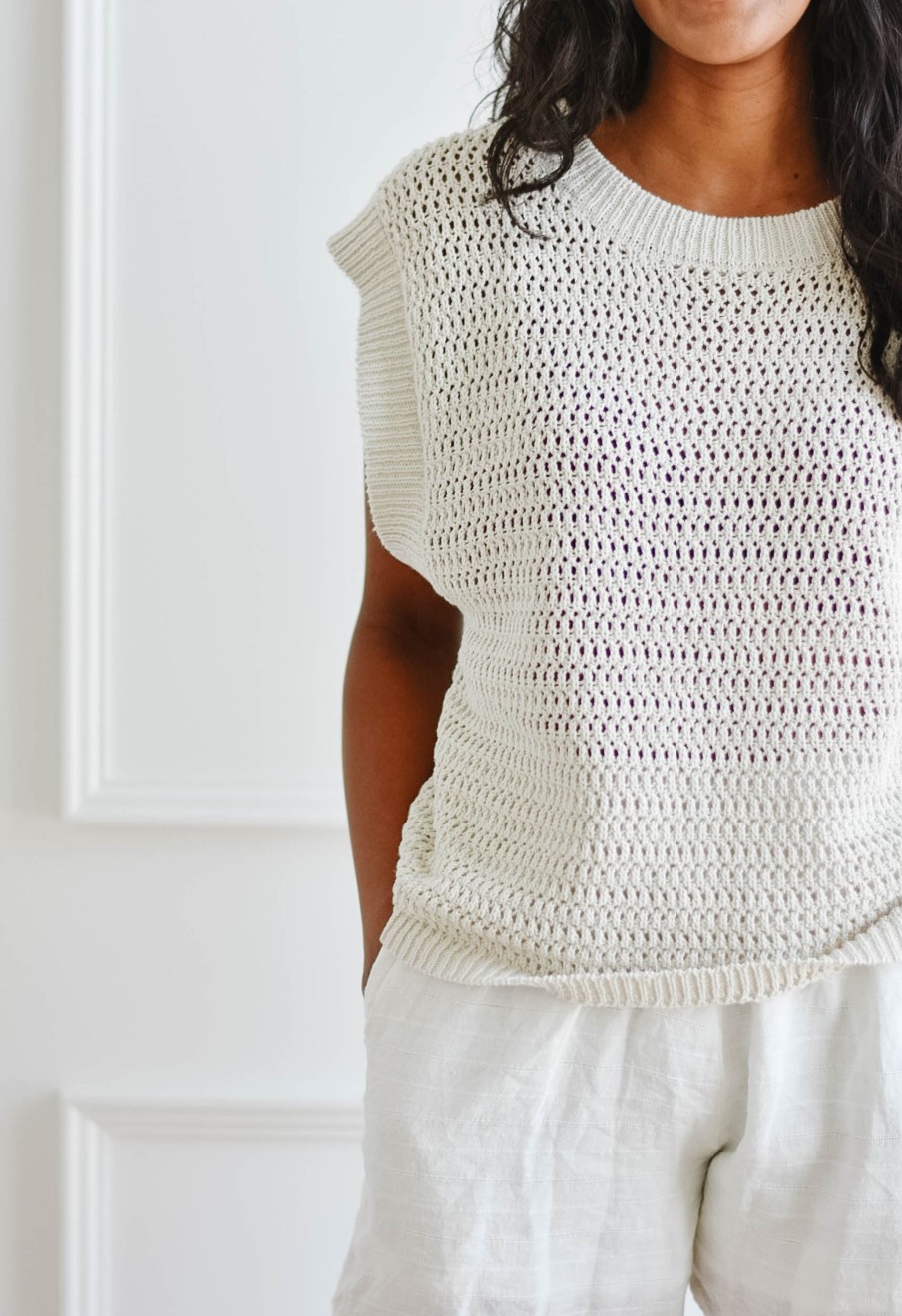 Tops madaboutstyle | Dried Sage Crochet Tank